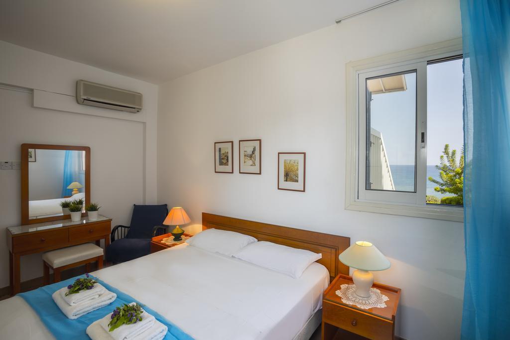 Protaras Beachfront Sirina Lina Suite Паралимни Экстерьер фото