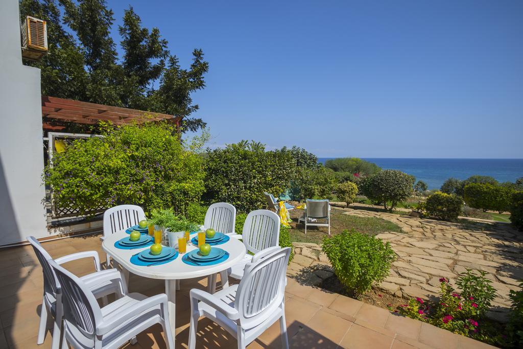 Protaras Beachfront Sirina Lina Suite Паралимни Экстерьер фото